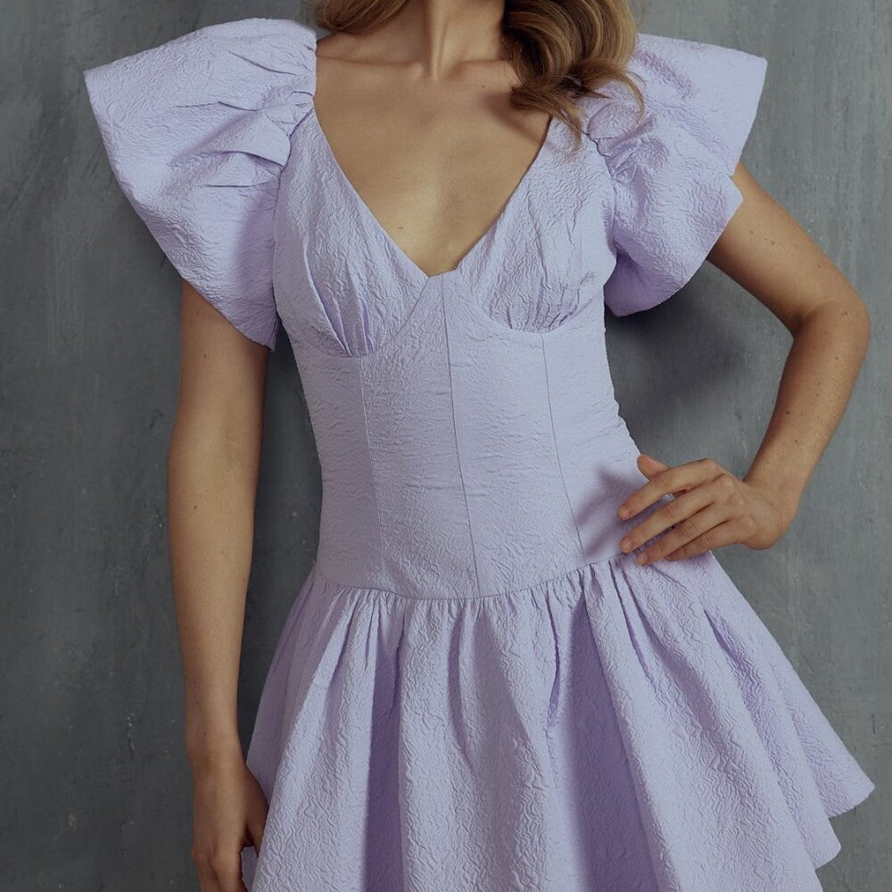 One And Only Lavender Drop Waist Short Sleeve / M